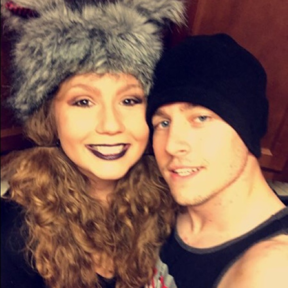 Meet your Posher, Taylor